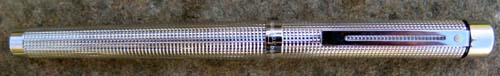SHEAFFER CLASSIC SIZED TARGA 1010. DIAMOND SQUARE SILVER PLATED. 14K nibs, available in XFine and Broad